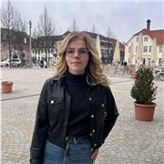 Lehrerin mit Flexiblen Zeiten, zum lernen der Deutschen Sprache